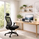 découvrez comment aménager un espace télétravail confortable et productif chez vous, avec des astuces pour optimiser l'organisation, le mobilier et l'éclairage.
