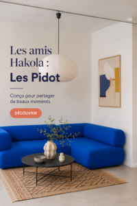 Collection Hakola Friends mettant en valeur des pièces de déco confortables et chaleureuses.