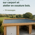 Carport en bois avec un toit plat en bac acier.